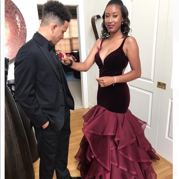 Alyce Paris evening gown - Picture 4 of 5